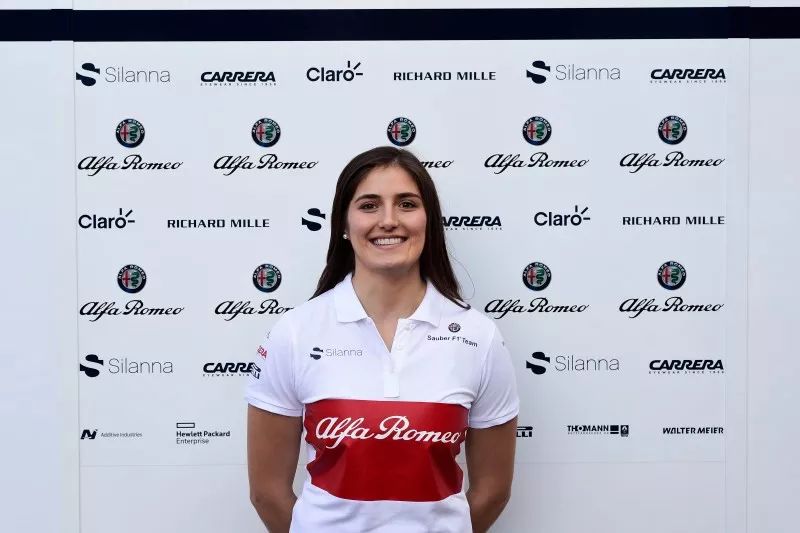 Calderón 成为首位进军F2的女车手，目标直指F1！ | Z专题(图3)
